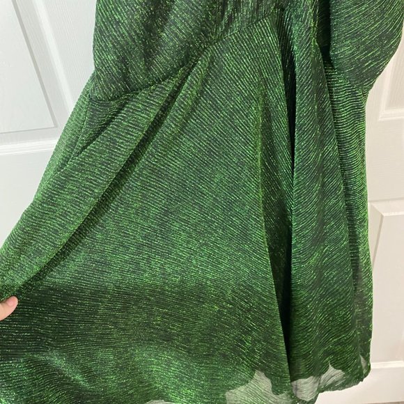 Elegant Green Prom Dress - Picture 5 of 13